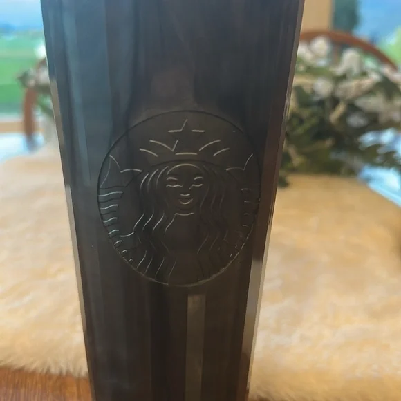 New Starbucks straw water bottle/ Container - Picture 4 of 7